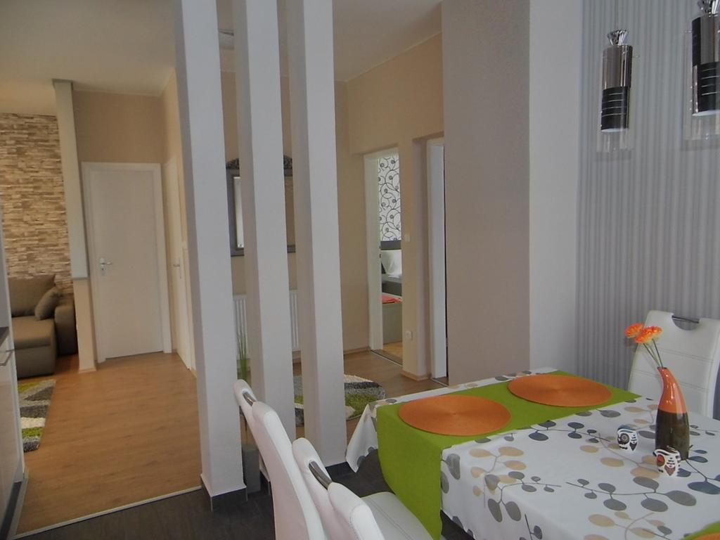 Alfa Apartman Sarvar Quarto foto